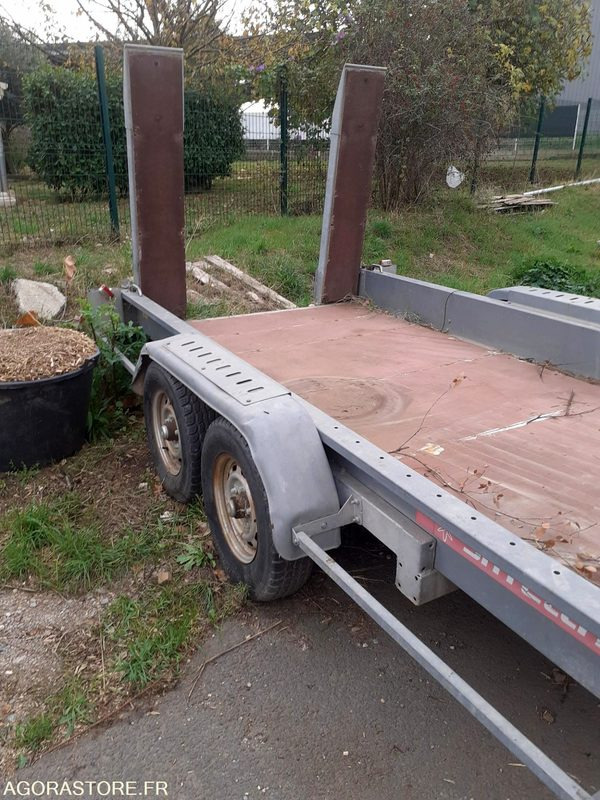 REMORQUE R.S.A - Remolque: foto 2 REMORQUE R.S.A - Remolque: foto 2