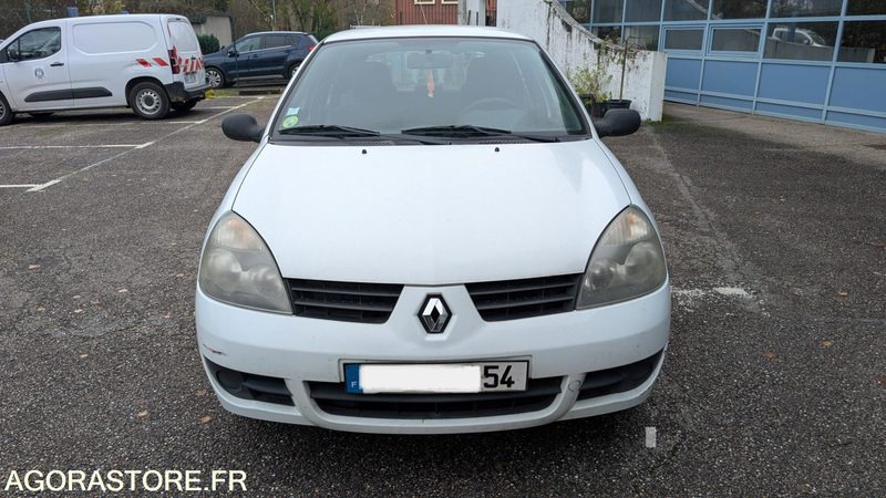 Renault CLIO 2 - Coche: foto 1 Renault CLIO 2 - Coche: foto 1