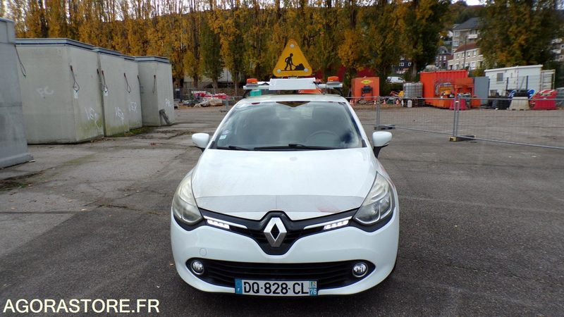 Renault Clio 4 DQ-828-CL (BP) - Coche: foto 3 Renault Clio 4 DQ-828-CL (BP) - Coche: foto 3