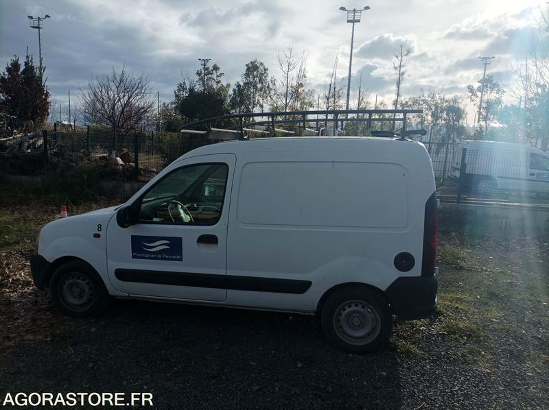 Renault Kangoo 06-2002 3990ZW34 - Furgoneta pequeña: foto 4 Renault Kangoo 06-2002 3990ZW34 - Furgoneta pequeña: foto 4