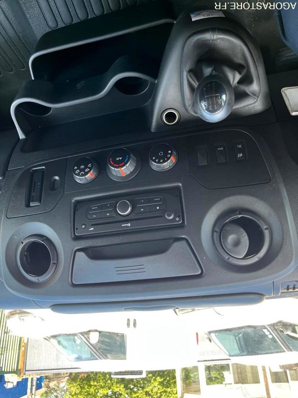 Renault Master L1H1 Grand Confort Blanc - 2019 - 148 030km - Furgoneta pequeña: foto 5 Renault Master L1H1 Grand Confort Blanc - 2019 - 148 030km - Furgoneta pequeña: foto 5