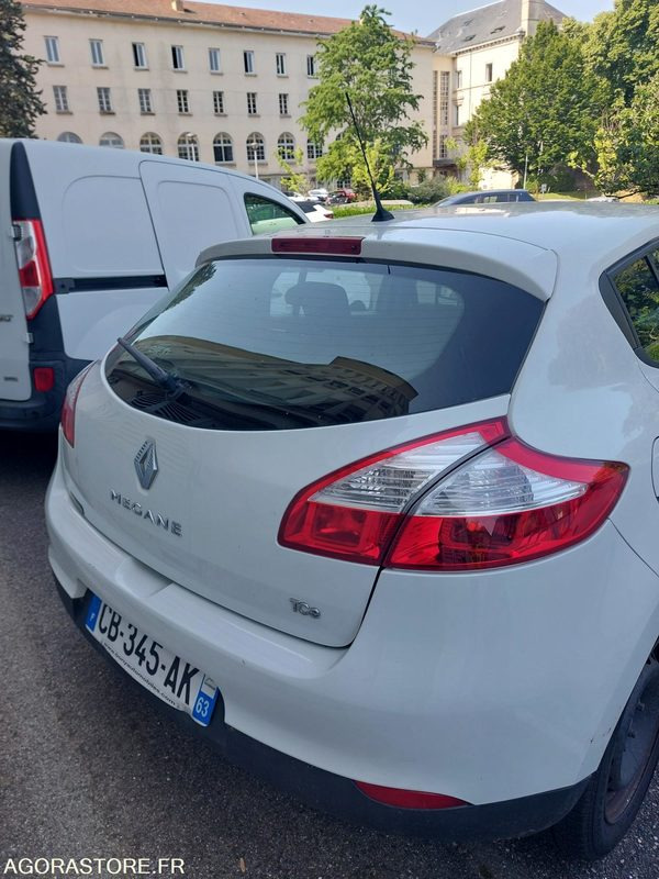 Renault Megane CB345AK de 2012 - 163878km - Véhicule défaillant - Coche: foto 1 Renault Megane CB345AK de 2012 - 163878km - Véhicule défaillant - Coche: foto 1