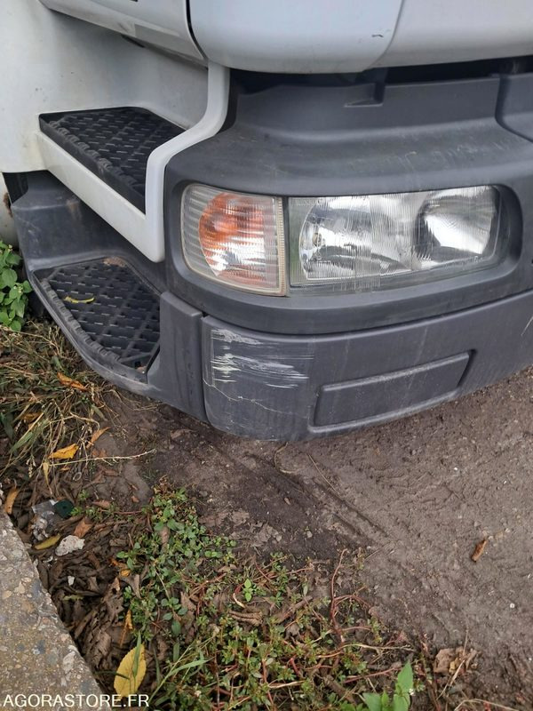 Renault Midlum 2650 ZJ 42 - Camión multibasculante: foto 4 Renault Midlum 2650 ZJ 42 - Camión multibasculante: foto 4