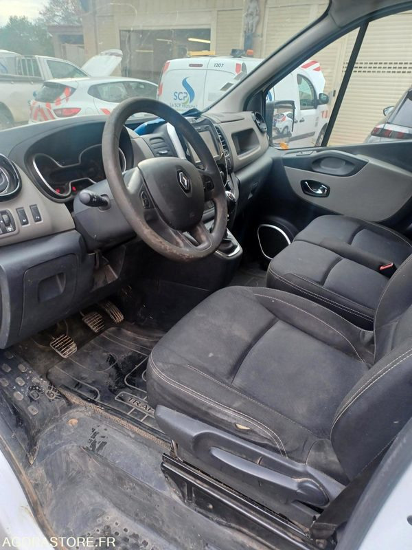 Renault Trafic - 2018 - 195000kms - FC-435-CQ - Furgón: foto 3 Renault Trafic - 2018 - 195000kms - FC-435-CQ - Furgón: foto 3