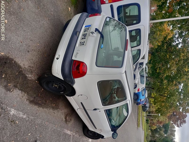 Renault Twingo 2005 108501kms - Coche: foto 2 Renault Twingo 2005 108501kms - Coche: foto 2