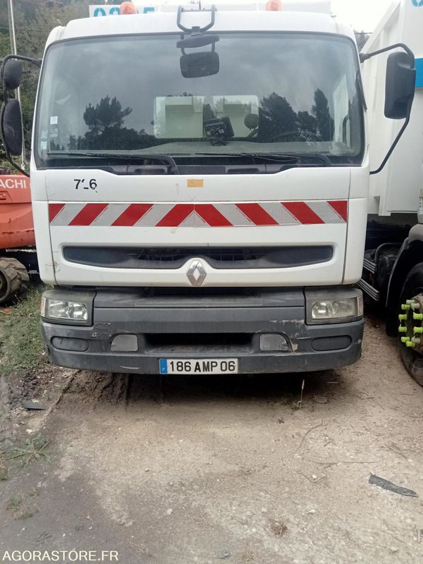Renault Véhicule Industriel - Polybenne Premium 250 - Camión multibasculante: foto 1 Renault Véhicule Industriel - Polybenne Premium 250 - Camión multibasculante: foto 1