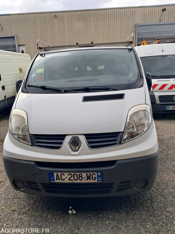 Renault trafic AC-208-WG - Furgoneta pequeña: foto 1 Renault trafic AC-208-WG - Furgoneta pequeña: foto 1