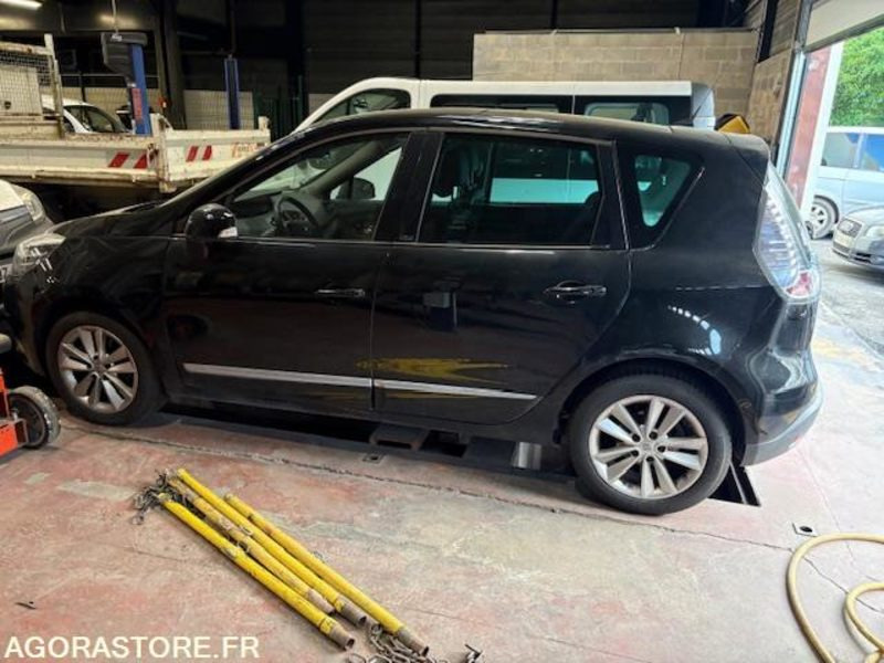 SCENIC 3 INITIALE - Coche: foto 1 SCENIC 3 INITIALE - Coche: foto 1