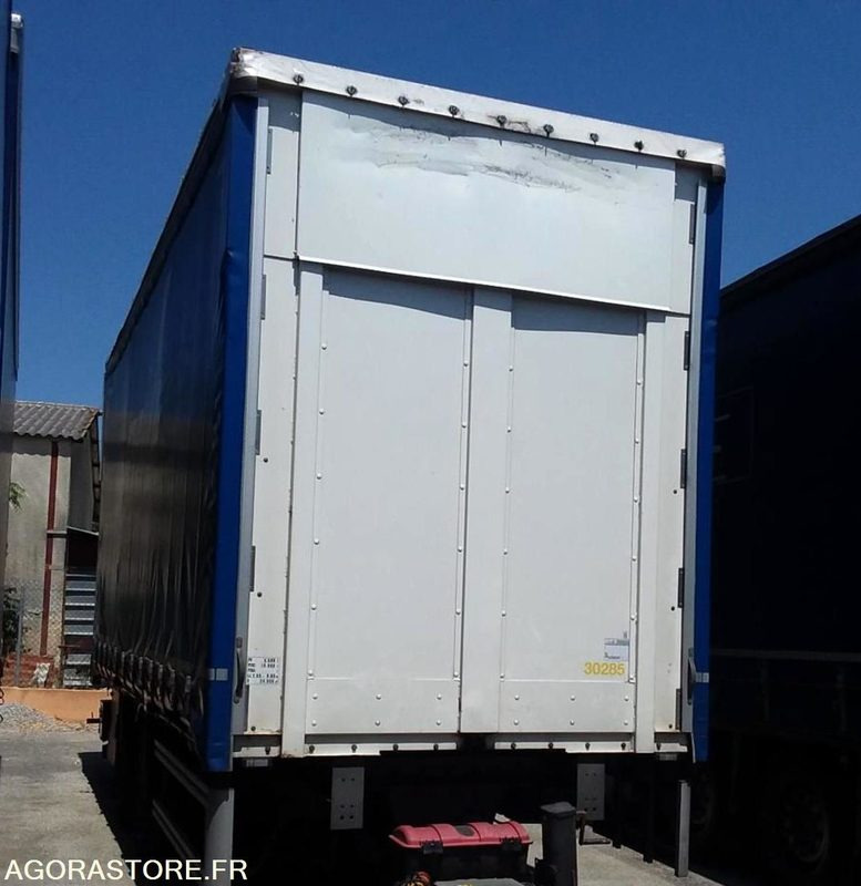 SEMI REMORQUE PLSC 18T - TOIT RELEVABLE - RIDEAUX COULISSANTS - Semirremolque: foto 3 SEMI REMORQUE PLSC 18T - TOIT RELEVABLE - RIDEAUX COULISSANTS - Semirremolque: foto 3