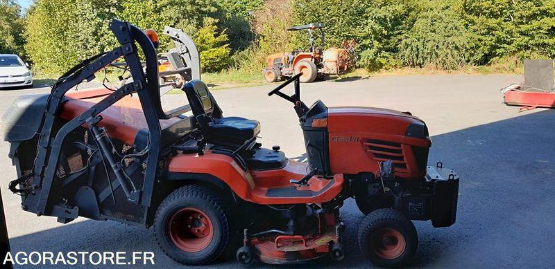 TONDEUSE AUTOPORTEE KUBOTA G23 - Cortacésped: foto 5 TONDEUSE AUTOPORTEE KUBOTA G23 - Cortacésped: foto 5