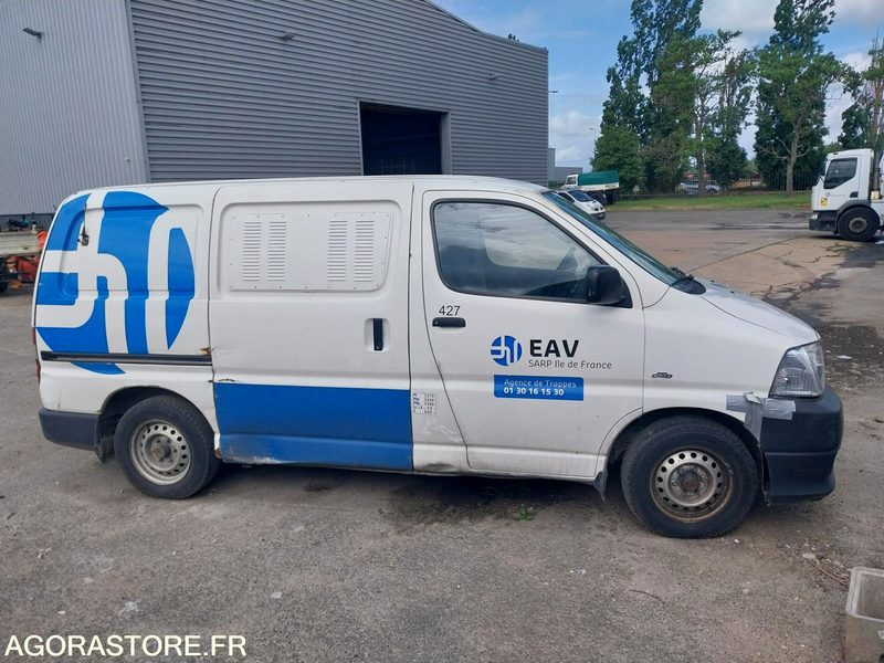 TOYOTA Hiace HP 2008 (442500Km) ROULANT VENTE EXPORT UNIQUEMENT - Furgón: foto 2 TOYOTA Hiace HP 2008 (442500Km) ROULANT VENTE EXPORT UNIQUEMENT - Furgón: foto 2
