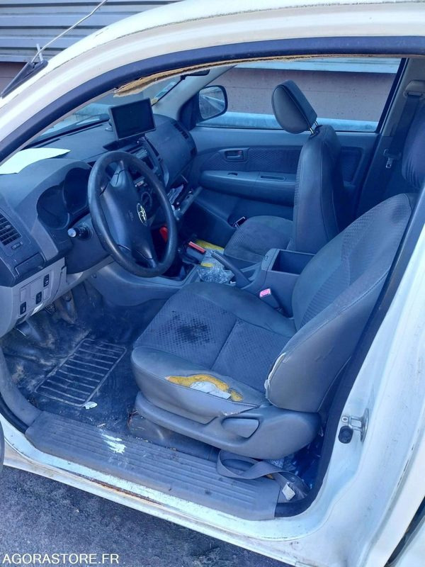 TOYOTA Hilux Groupe HP 2007 (448000Km) VENTE EXPORT UNIQUEMENT ROULANT - Furgoneta pequeña: foto 5 TOYOTA Hilux Groupe HP 2007 (448000Km) VENTE EXPORT UNIQUEMENT ROULANT - Furgoneta pequeña: foto 5