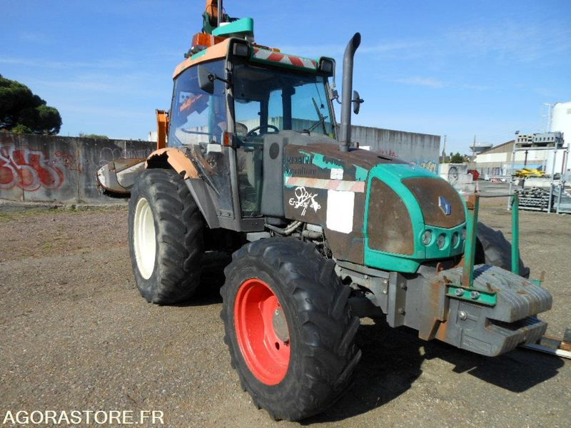 TRACTEUR AGRICOLE RENAULT ERGOS 446 (DD123) + DEBROUSSAILLEUSE 5M (MC123) - Tractor: foto 2 TRACTEUR AGRICOLE RENAULT ERGOS 446 (DD123) + DEBROUSSAILLEUSE 5M (MC123) - Tractor: foto 2