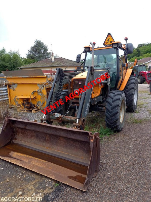 TRACTEUR MASSEY FERGUSON 6245  4X4 - Tractor: foto 1 TRACTEUR MASSEY FERGUSON 6245  4X4 - Tractor: foto 1