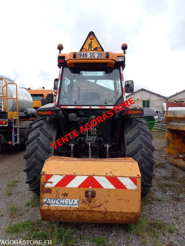 TRACTEUR MASSEY FERGUSON 6245  4X4 - Tractor: foto 5 TRACTEUR MASSEY FERGUSON 6245  4X4 - Tractor: foto 5
