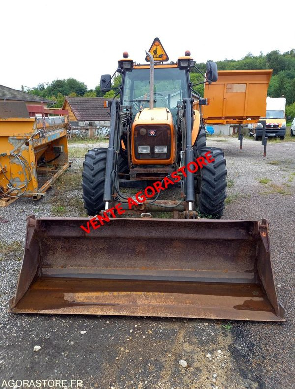 TRACTEUR MASSEY FERGUSON 6245  4X4 - Tractor: foto 2 TRACTEUR MASSEY FERGUSON 6245  4X4 - Tractor: foto 2