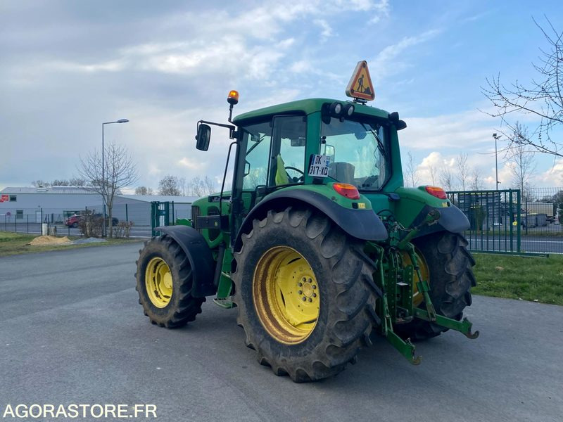 Tracteur John Deere 6120 avec fourche et godet griffe - Tractor: foto 5 Tracteur John Deere 6120 avec fourche et godet griffe - Tractor: foto 5