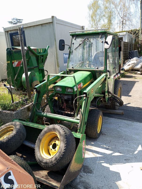 Tracteur john deere 855 - Tractor: foto 1 Tracteur john deere 855 - Tractor: foto 1