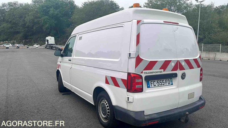 VOLKSWAGEN TRANSPORTER - 2018 - 187106KM - FC555FD - Furgón: foto 4 VOLKSWAGEN TRANSPORTER - 2018 - 187106KM - FC555FD - Furgón: foto 4