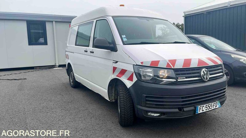 VOLKSWAGEN TRANSPORTER - 2018 - 187106KM - FC555FD - Furgón: foto 2 VOLKSWAGEN TRANSPORTER - 2018 - 187106KM - FC555FD - Furgón: foto 2