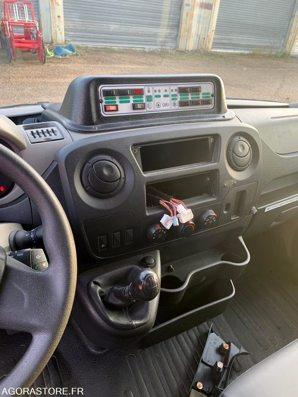 VSAV RENAULT MASTER3 EA080NB - Ambulancia: foto 5 VSAV RENAULT MASTER3 EA080NB - Ambulancia: foto 5