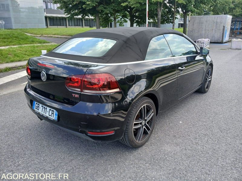Volkswagen golf cabriolet 1.6 tsi 160cv dsg7 2015 155118 KM - Coche: foto 2 Volkswagen golf cabriolet 1.6 tsi 160cv dsg7 2015 155118 KM - Coche: foto 2
