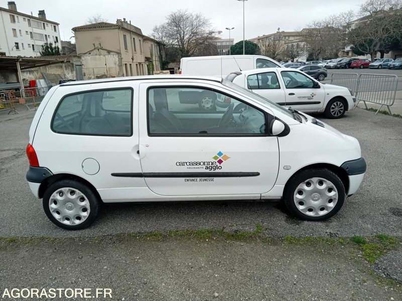 Renault twingo 95587 kms 2006 AY382JZ - Coche: foto 4 Renault twingo 95587 kms 2006 AY382JZ - Coche: foto 4