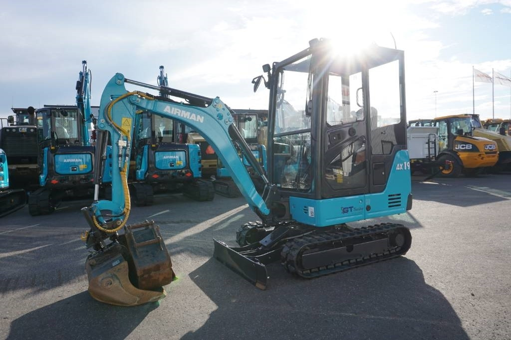 Airman AX19-7 *Få Timmar* - Miniexcavadora: foto 1 Airman AX19-7 *Få Timmar* - Miniexcavadora: foto 1