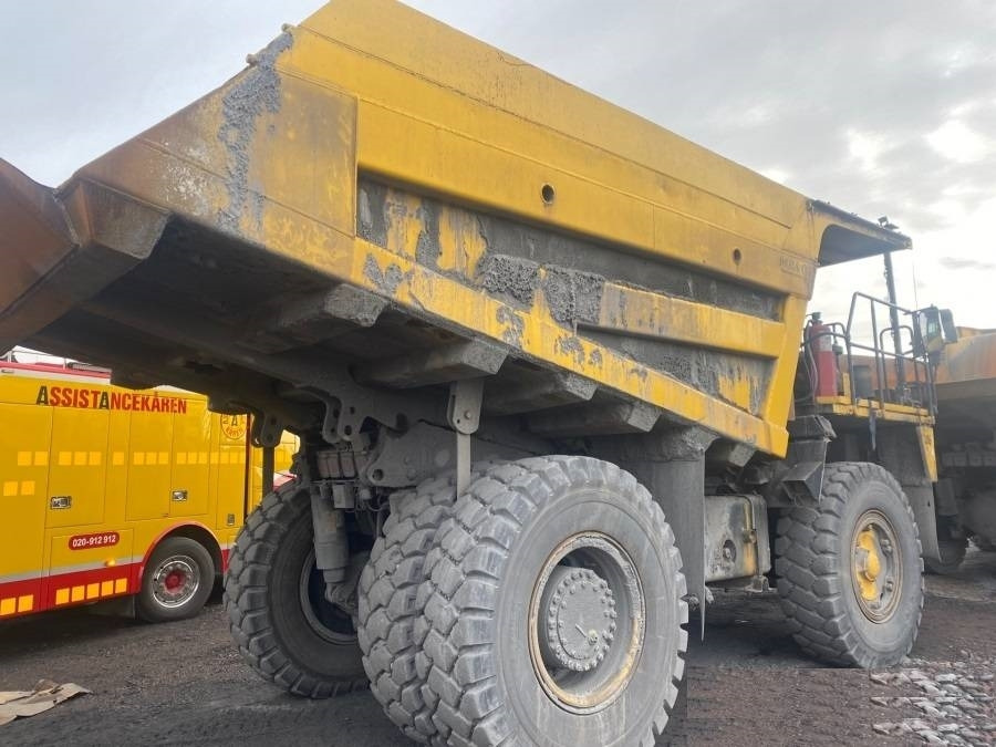 Komatsu HD405-7 - Dúmper rígido: foto 2 Komatsu HD405-7 - Dúmper rígido: foto 2