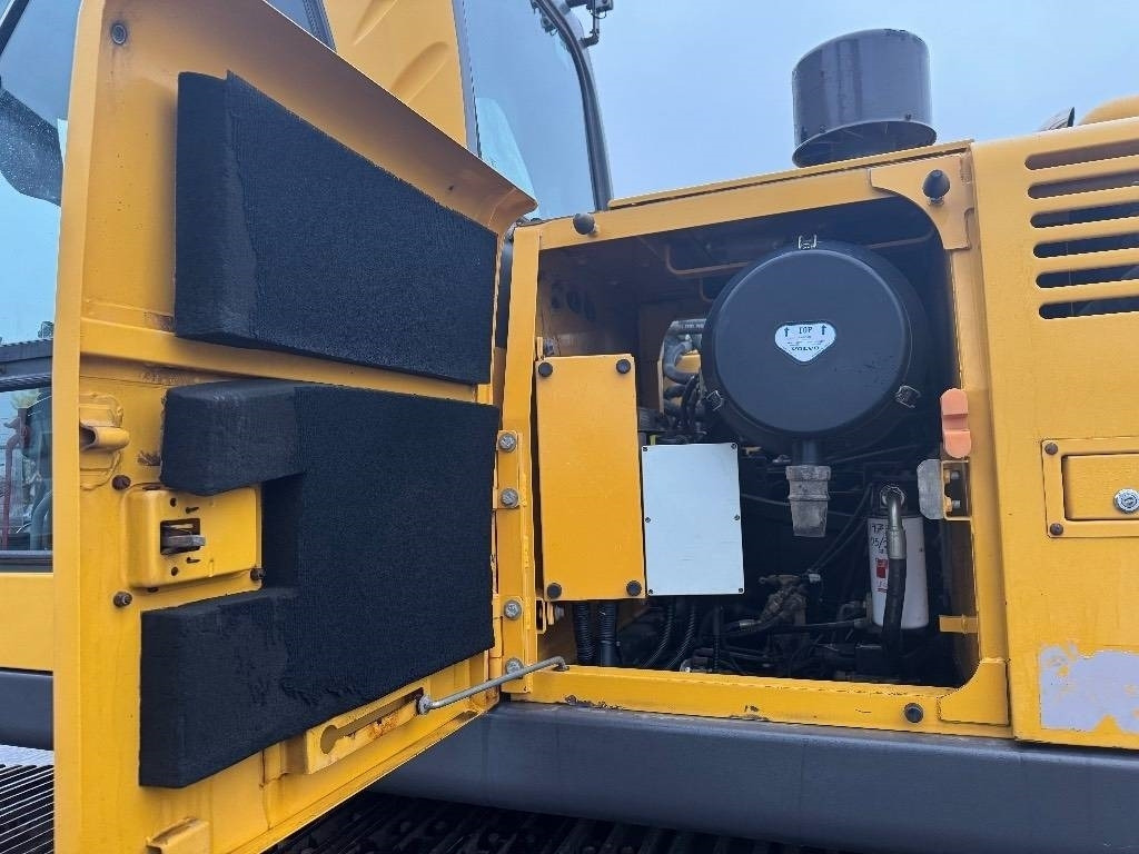 Excavadora de cadenas Volvo EC 290 B N LC: foto 8