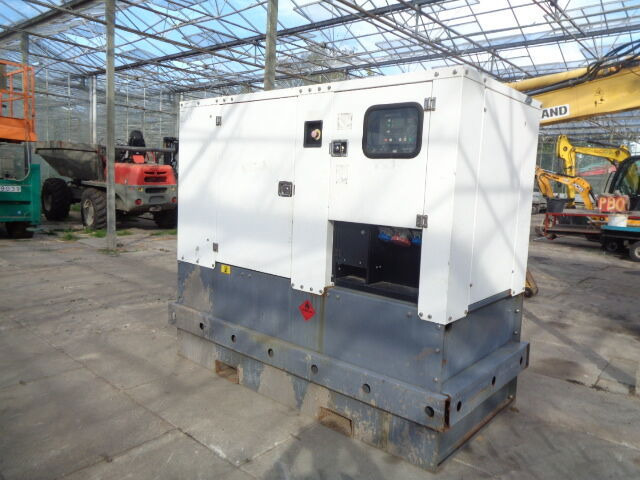 Diversen 60 KVA Aggreko 60 KVA - Generador industriale: foto 1 Diversen 60 KVA Aggreko 60 KVA - Generador industriale: foto 1