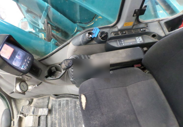 New Holland Kobelco Kobelco E 235 BSR-2 E 235 BSR-2 - Excavadora de cadenas: foto 4 New Holland Kobelco Kobelco E 235 BSR-2 E 235 BSR-2 - Excavadora de cadenas: foto 4