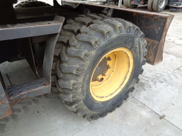 New Holland MH 4.6 - Excavadora de ruedas: foto 5 New Holland MH 4.6 - Excavadora de ruedas: foto 5