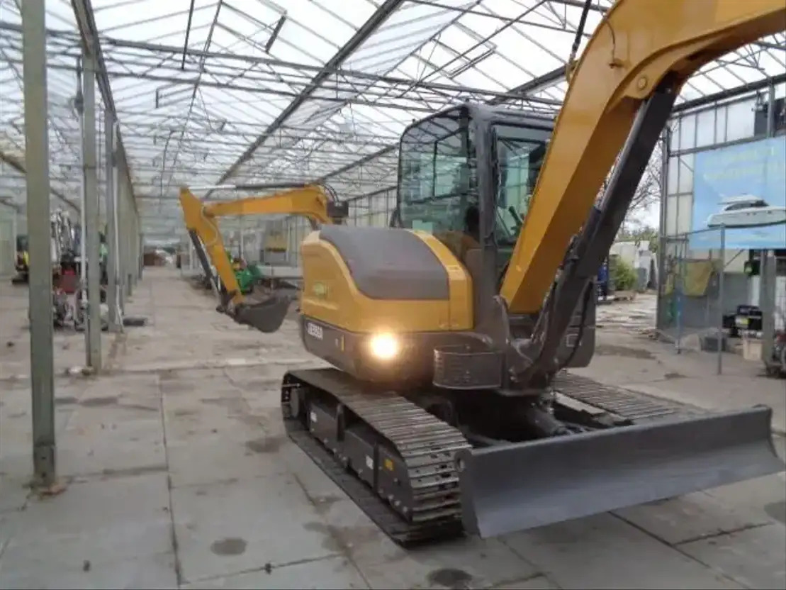 Excavadora de cadenas nuevo XCMG XE55GA: foto 18