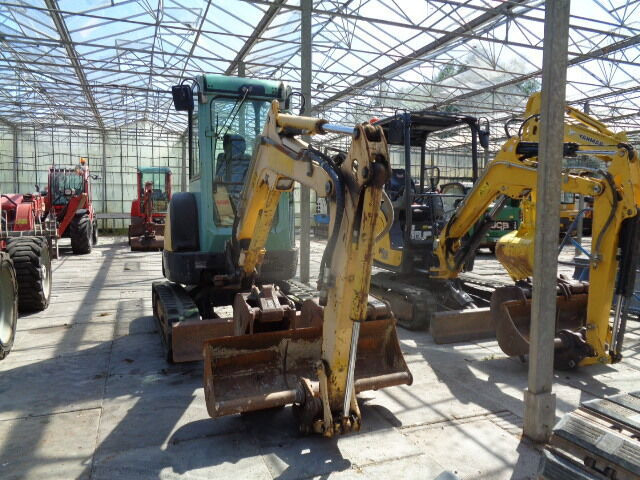 Yanmar VIO25-4 - Miniexcavadora: foto 3 Yanmar VIO25-4 - Miniexcavadora: foto 3