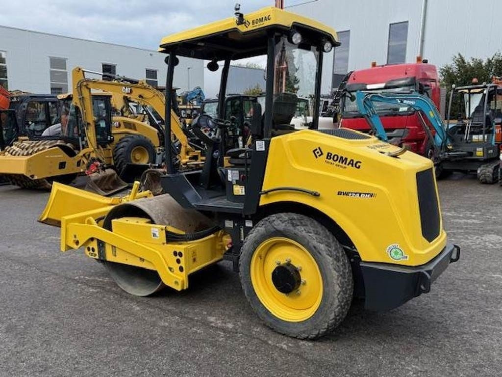 Bomag 124 DH-5 - Compactador: foto 4 Bomag 124 DH-5 - Compactador: foto 4