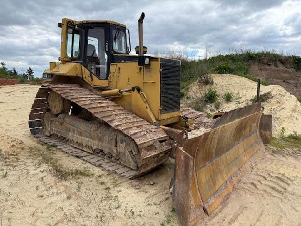 CAT D6M LGP - Bulldozer: foto 1 CAT D6M LGP - Bulldozer: foto 1