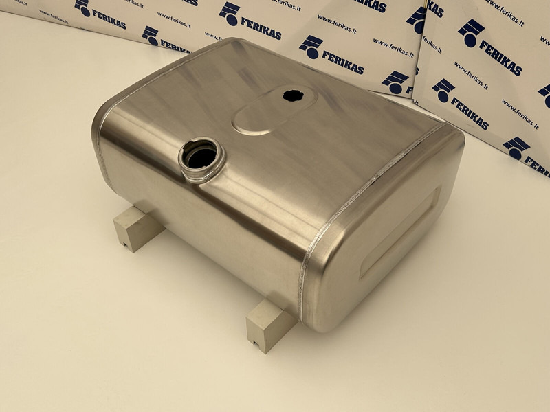 MAN New aluminum fuel tank 150L - Depósito de combustible para Camión: foto 2 MAN New aluminum fuel tank 150L - Depósito de combustible para Camión: foto 2