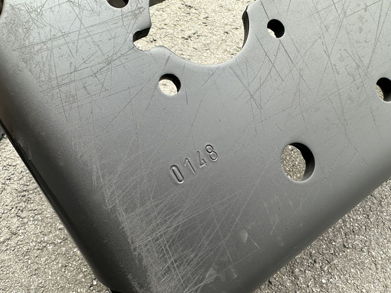 MAN original final cross member, traverse - Suspensión para Camión: foto 4 MAN original final cross member, traverse - Suspensión para Camión: foto 4