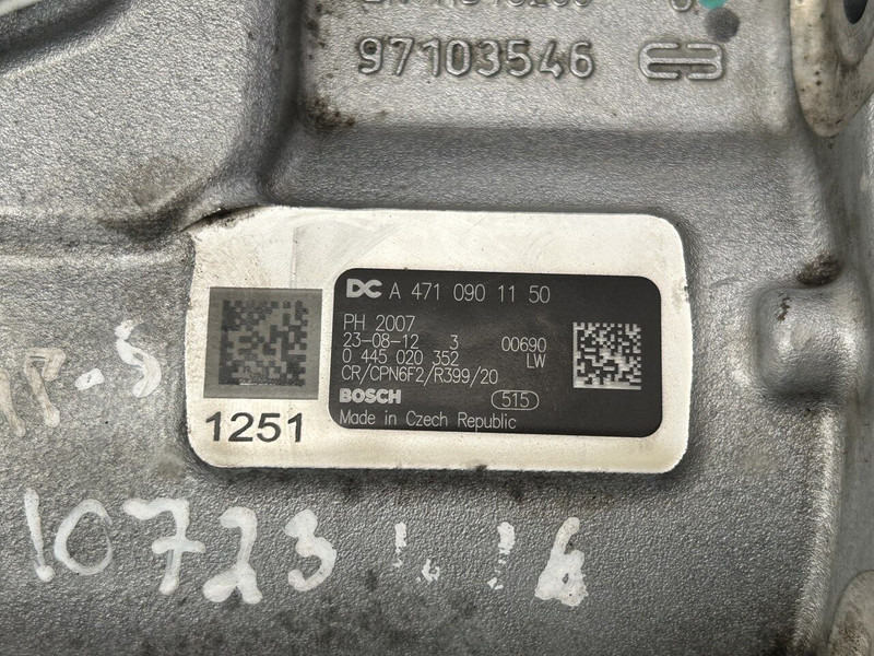 Mercedes-Benz fuel pump - Bomba de combustible para Camión: foto 3 Mercedes-Benz fuel pump - Bomba de combustible para Camión: foto 3