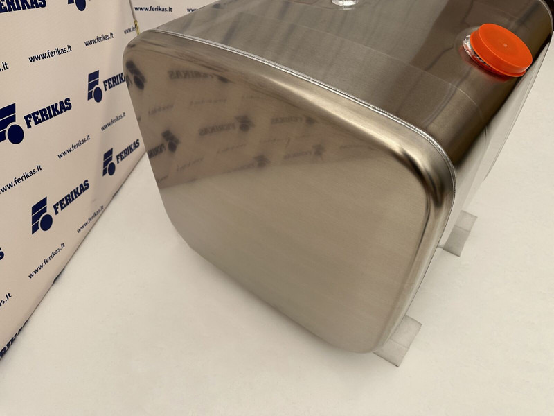 Scania - Depósito de combustible para Camión: foto 3 Scania - Depósito de combustible para Camión: foto 3