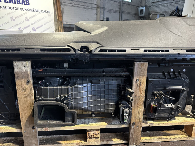 Scania - Calefacción/ Ventilación para Camión: foto 2 Scania - Calefacción/ Ventilación para Camión: foto 2