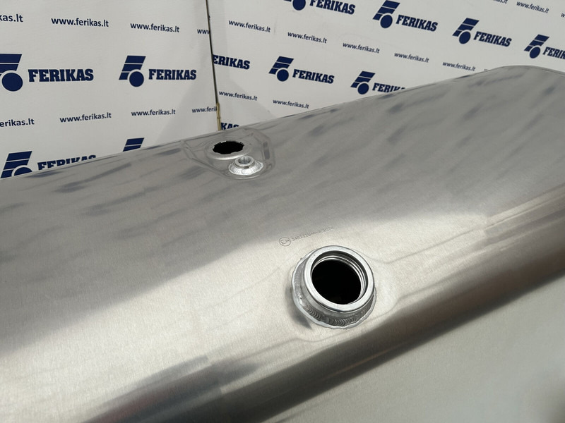 Scania New aluminum fuel tank 570L - Depósito de combustible para Camión: foto 4 Scania New aluminum fuel tank 570L - Depósito de combustible para Camión: foto 4