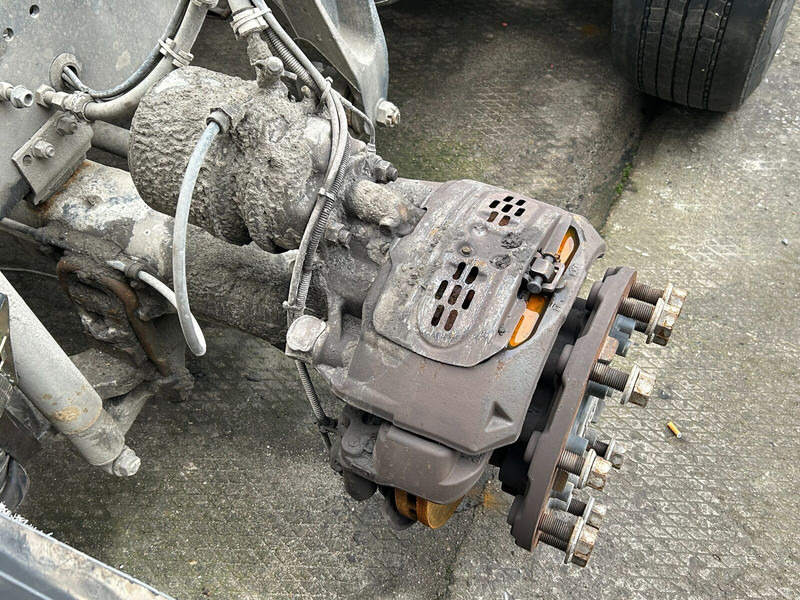 Scania tag axle AM602SA - Eje posterior para Camión: foto 3 Scania tag axle AM602SA - Eje posterior para Camión: foto 3