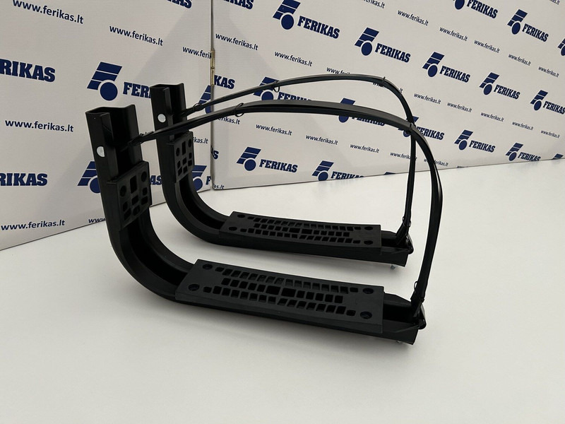 Tank brackets - Depósito de combustible para Camión: foto 2 Tank brackets - Depósito de combustible para Camión: foto 2