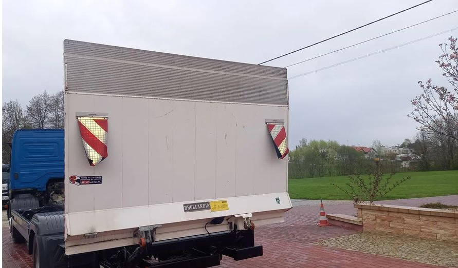 Inny WINDA ZAŁADOWCZA DHOLLANDIA - Trampilla elevadora: foto 1 Inny WINDA ZAŁADOWCZA DHOLLANDIA - Trampilla elevadora: foto 1