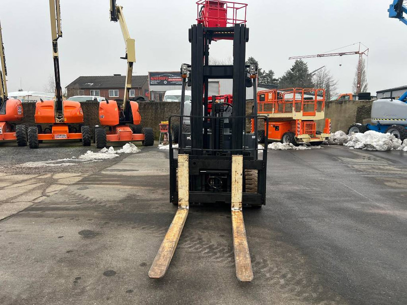Doosan B50X5 5T 6m Triplex non-marking (1840) - Carretilla elevadora eléctrica: foto 4 Doosan B50X5 5T 6m Triplex non-marking (1840) - Carretilla elevadora eléctrica: foto 4