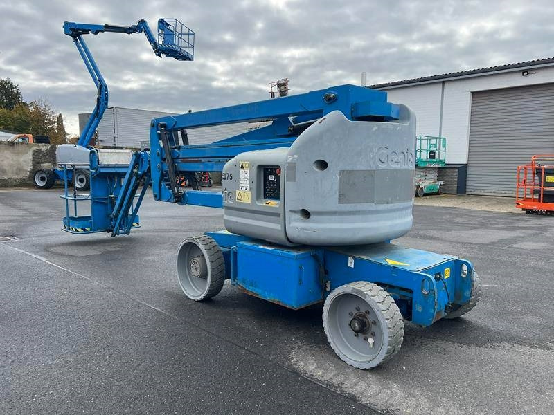 Genie Z40/23 NRJ elektro 14m (1825) - Plataforma articulada: foto 5 Genie Z40/23 NRJ elektro 14m (1825) - Plataforma articulada: foto 5