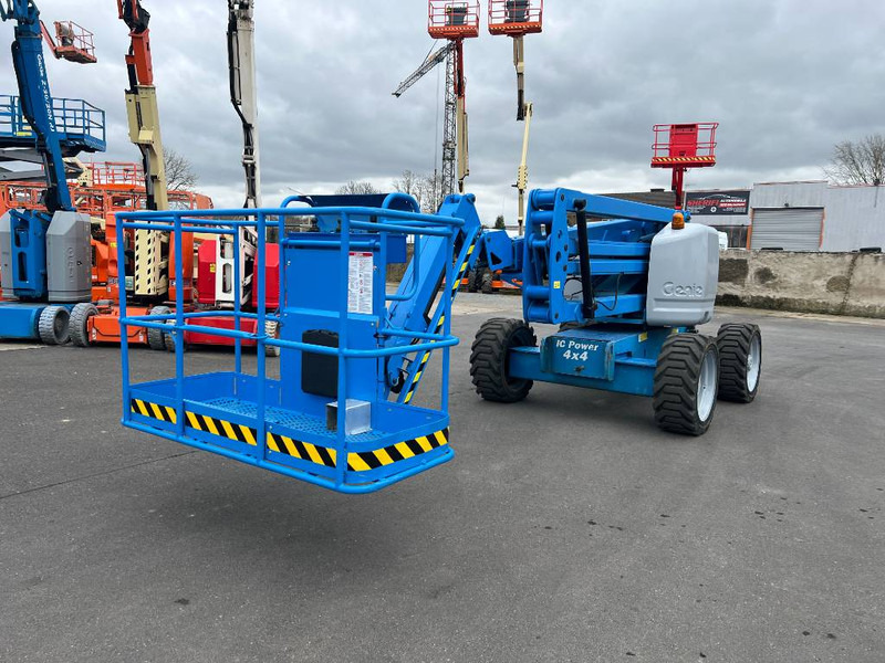 Genie Z45/25 JRT 4x4 diesel 16m (1601) - Plataforma articulada: foto 3 Genie Z45/25 JRT 4x4 diesel 16m (1601) - Plataforma articulada: foto 3