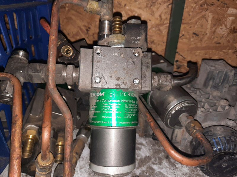 MAN E51.13111-6036 газовый редуктор - Procesamiento de combustible: foto 1 MAN E51.13111-6036 газовый редуктор - Procesamiento de combustible: foto 1